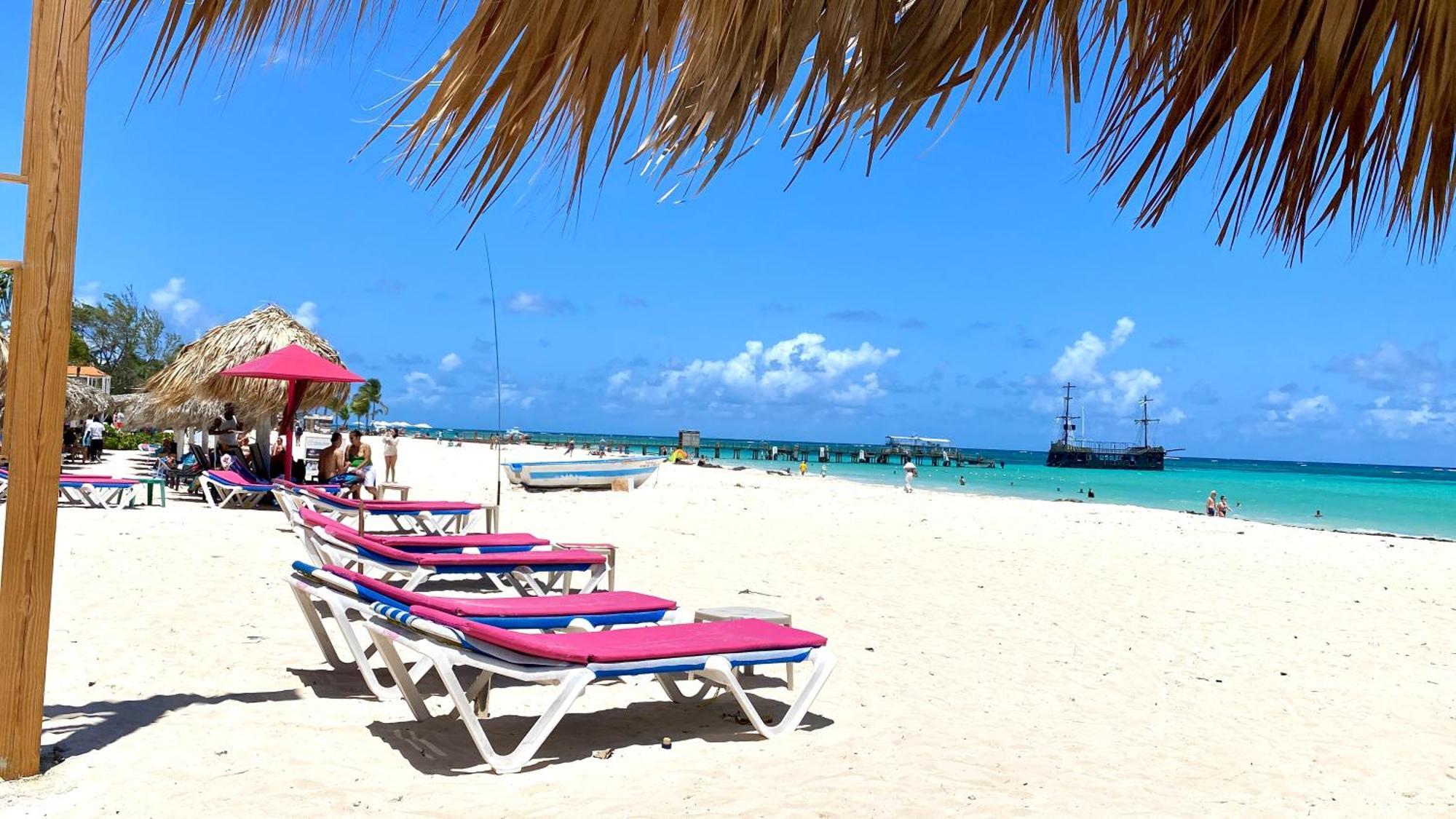 Madonna Pool Beach Los Corales Punta Cana Eksteriør bilde